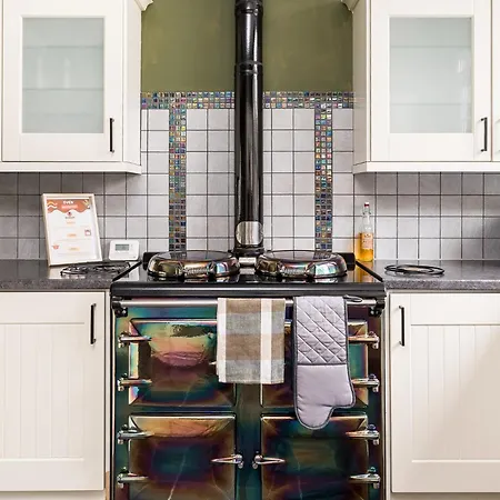 Wellbeing Escape, 1-bed With Yoga Holiday home Malham